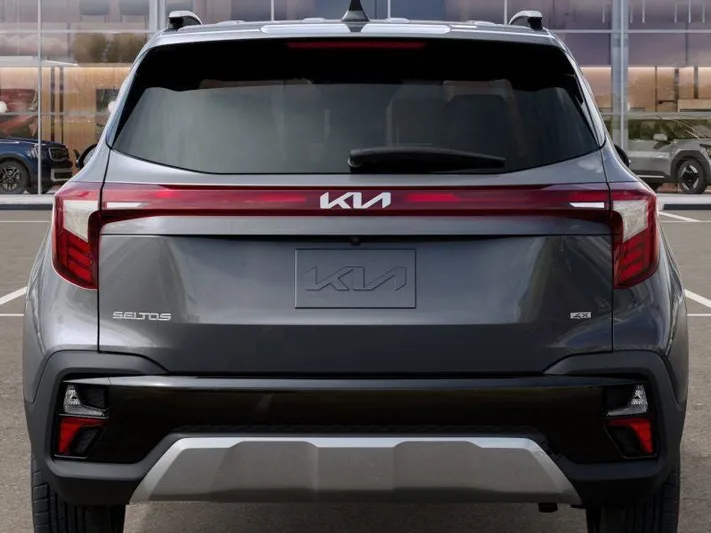 2026 Kia Seltos - view 13