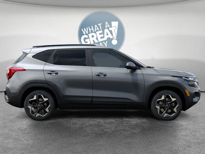 2026 Kia Seltos - view 7