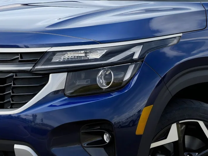 2026 Kia Seltos - view 10