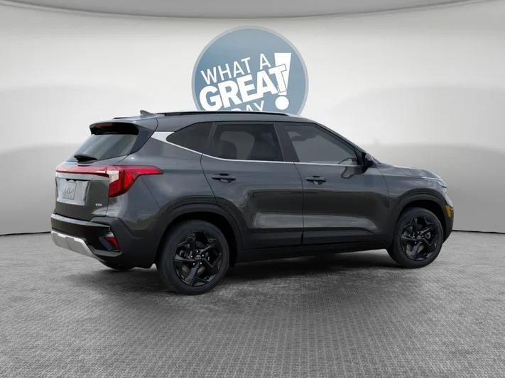 2026 Kia Seltos - view 6
