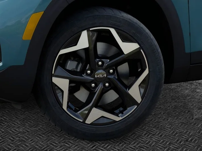 2026 Kia Seltos - view 9