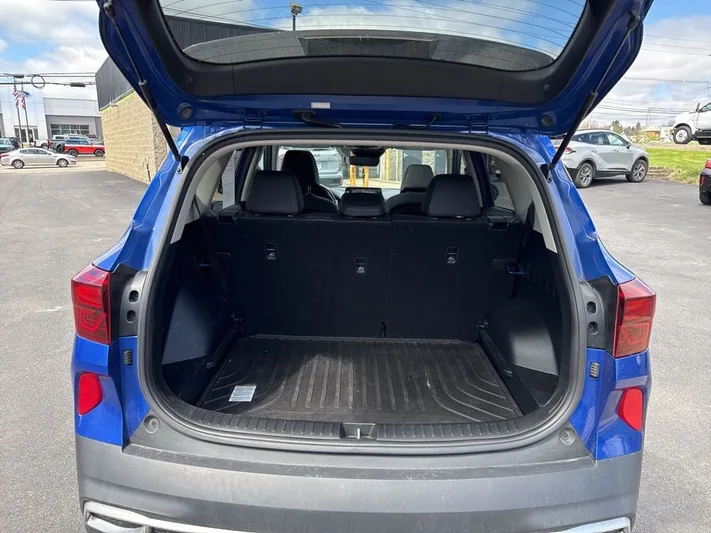 2021 Kia Seltos - view 26