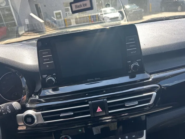 2021 Kia Seltos - view 6