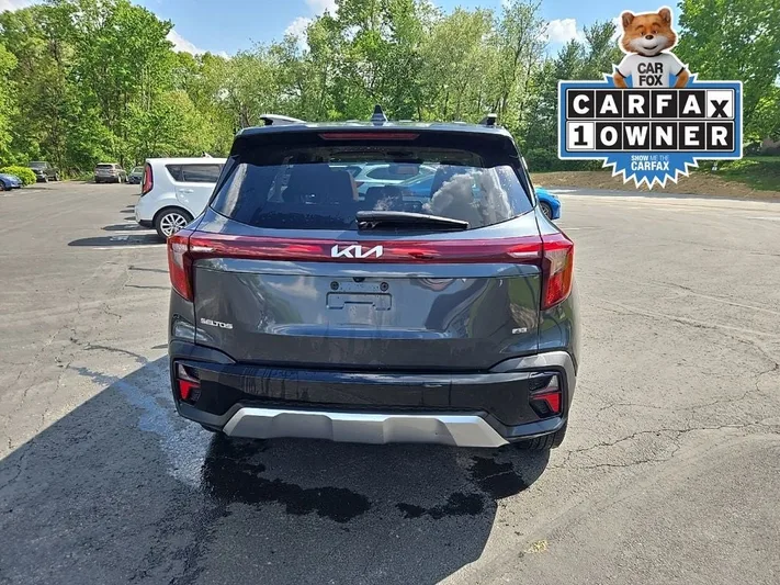 2024 Kia Seltos - view 4