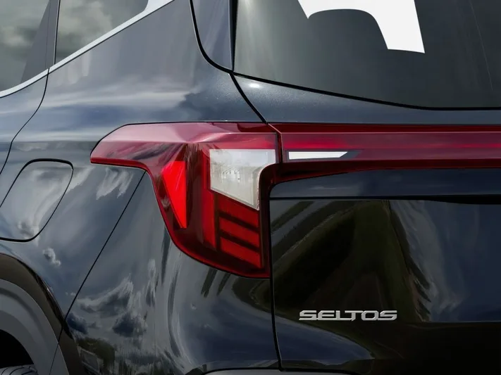 2026 Kia Seltos - view 11