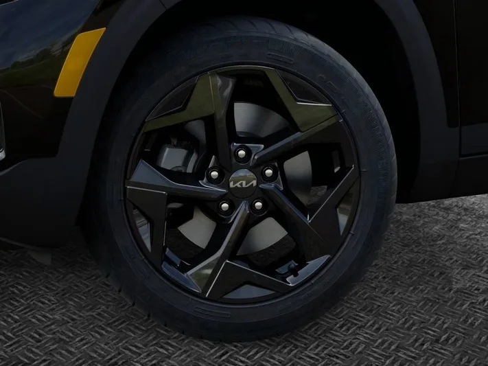 2026 Kia Seltos - view 9