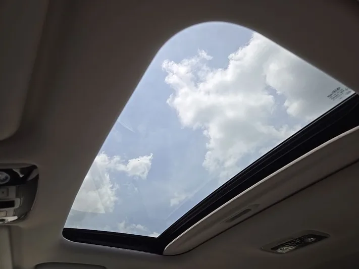 2021 Kia Seltos - view 21