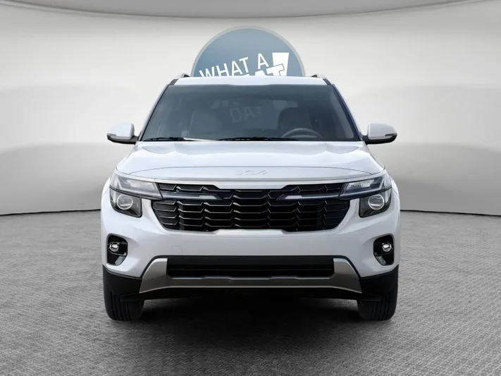 2026 Kia Seltos - view 2