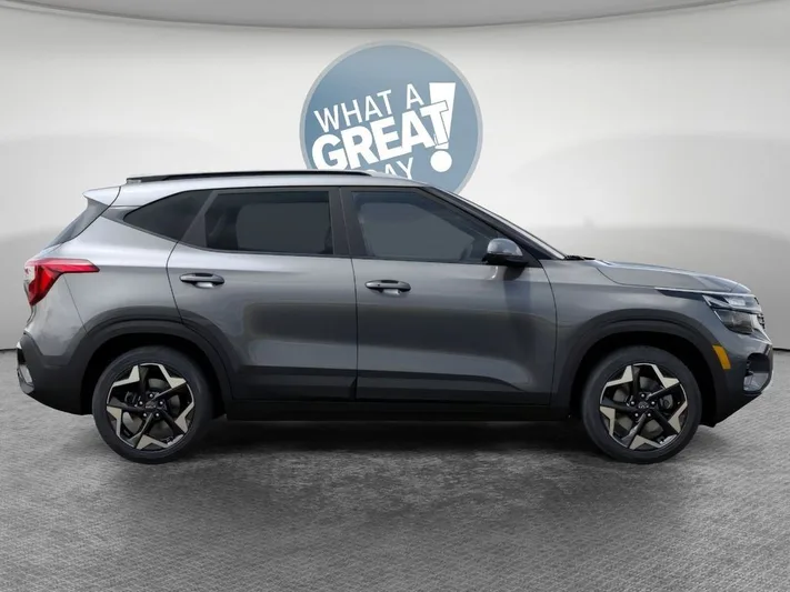2026 Kia Seltos - view 7