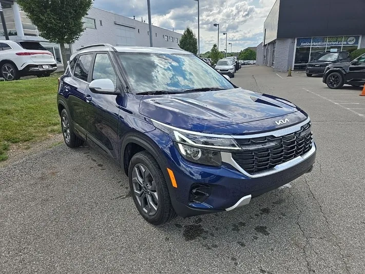 2024 Kia Seltos - view 25