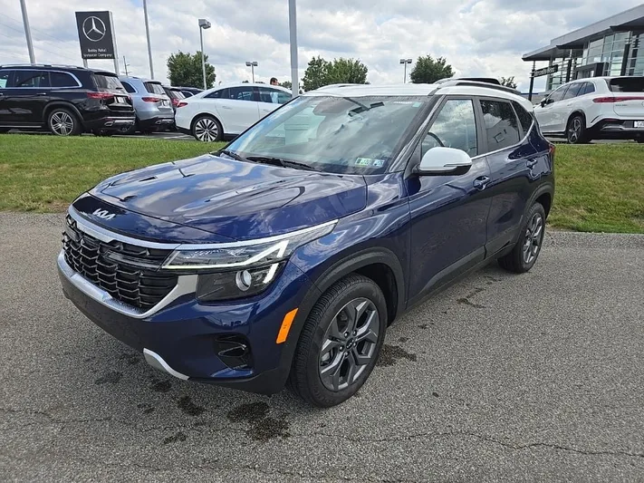 2024 Kia Seltos - view 33