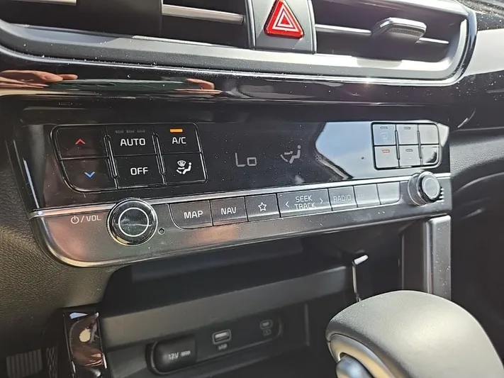 2024 Kia Seltos - view 20