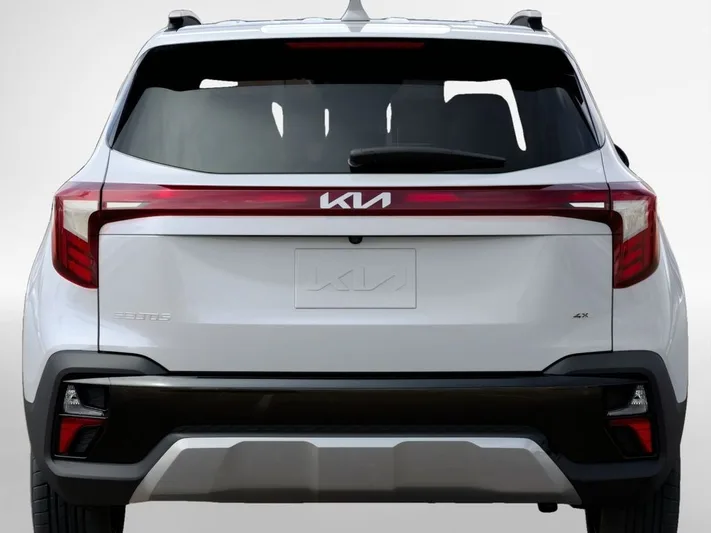2026 Kia Seltos - view 13