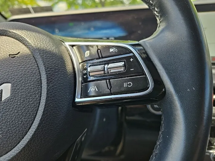 2024 Kia Seltos - view 15