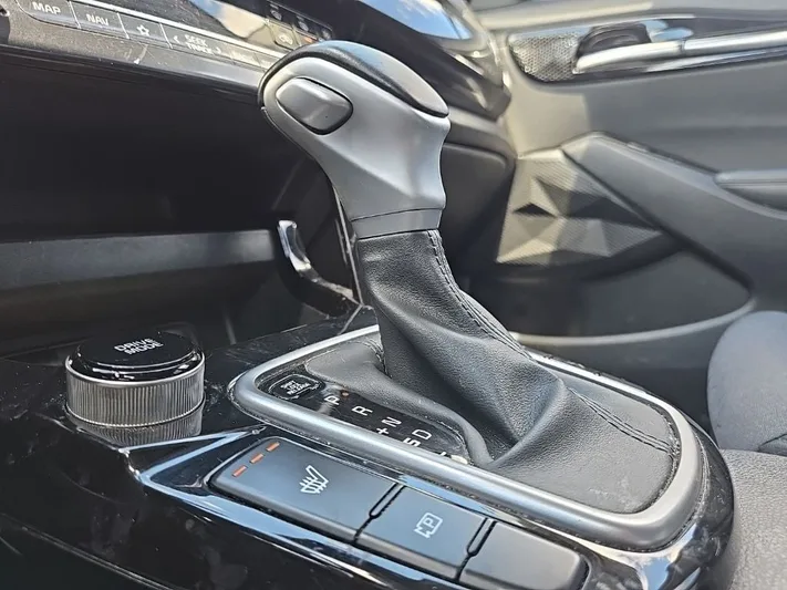 2024 Kia Seltos - view 22