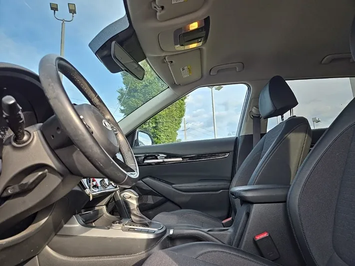 2021 Kia Seltos - view 30