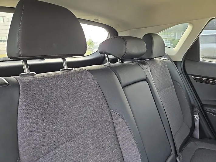 2021 Kia Seltos - view 33