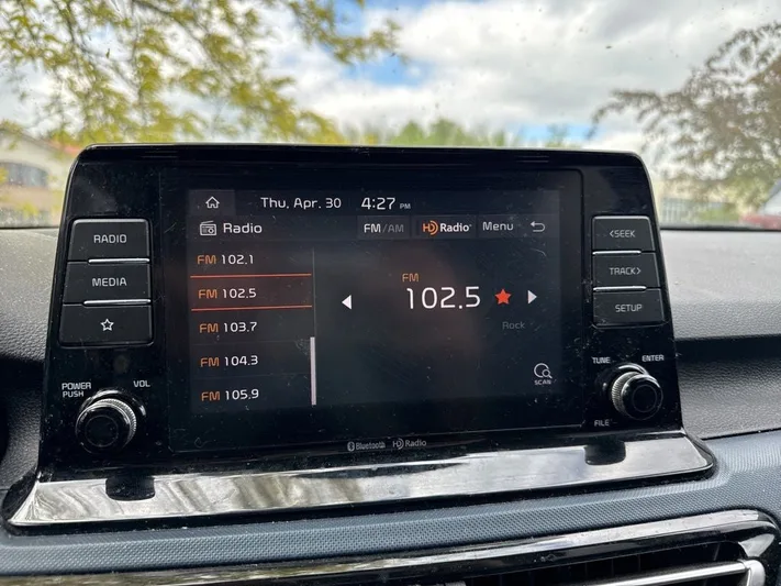 2023 Kia Seltos - view 22
