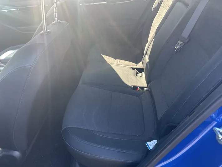 2023 Kia Seltos - view 5