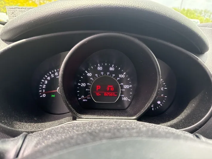 2018 Kia Soul - view 6