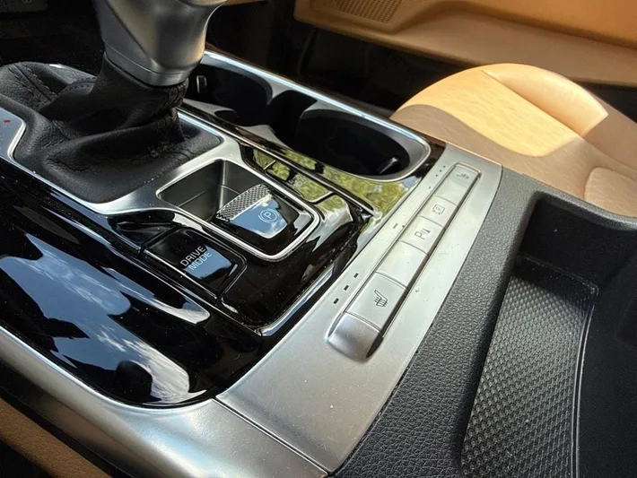 2024 Kia Carnival - view 20