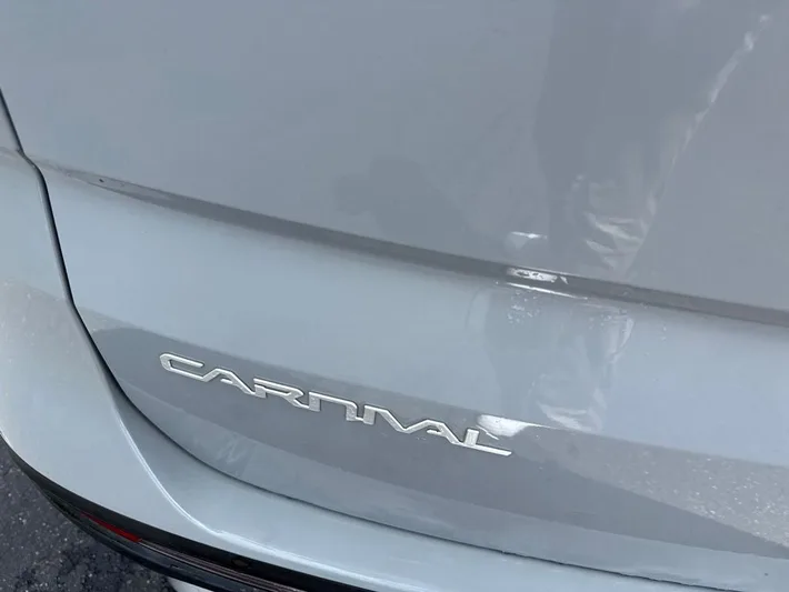 2024 Kia Carnival - view 34