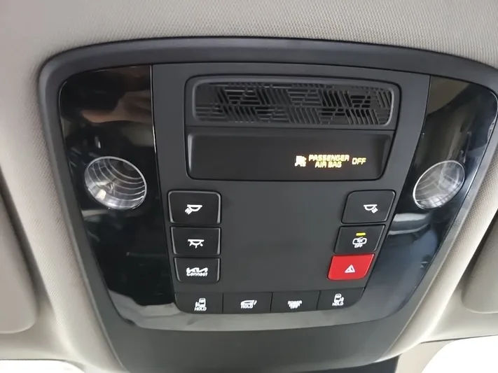 2025 Kia Carnival - view 20