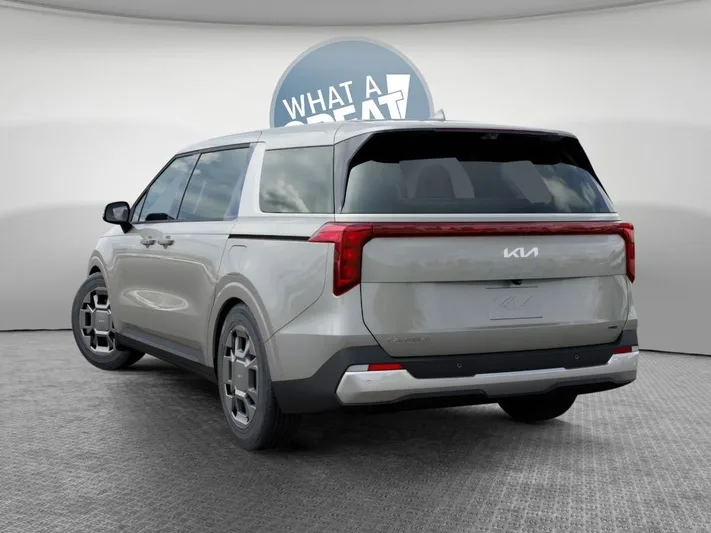 2026 Kia Carnival - view 4