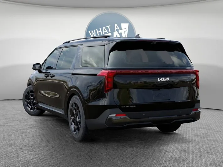 2026 Kia Carnival - view 4