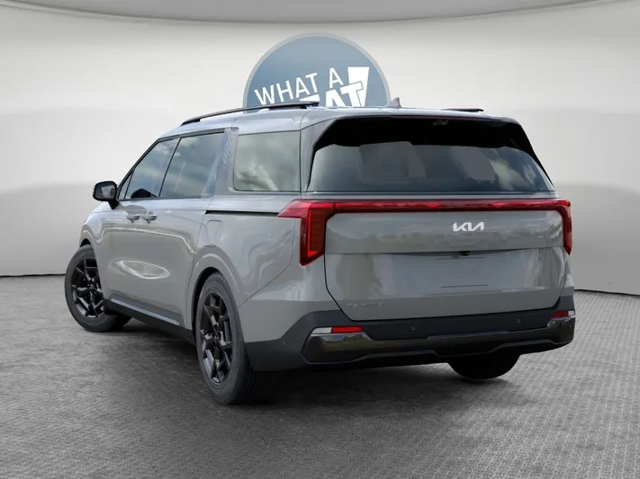 2026 Kia Carnival - view 4
