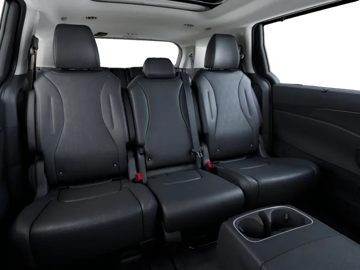 2026 Kia Carnival - view 16