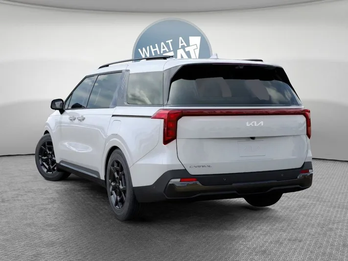 2026 Kia Carnival - view 4