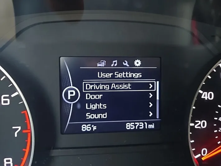 2019 Kia Sportage - view 17
