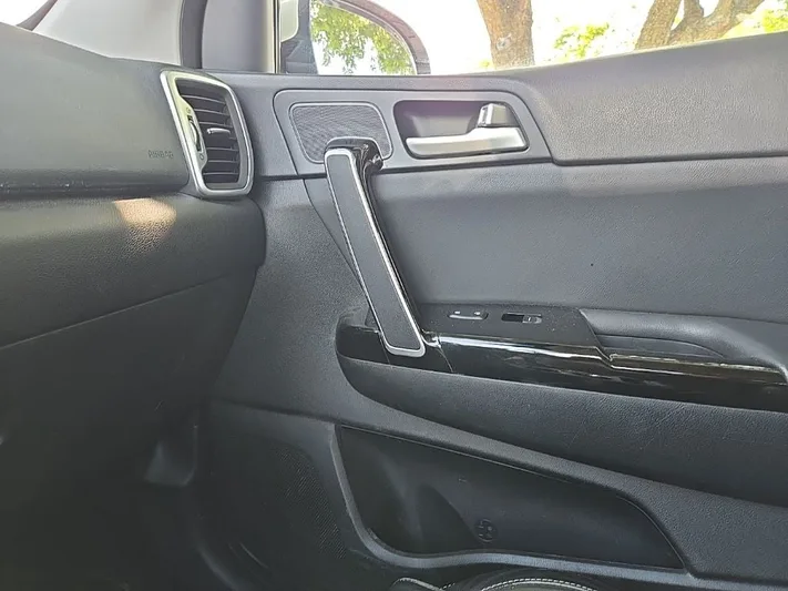 2019 Kia Sportage - view 26