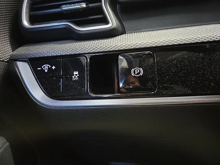2023 Kia Sportage - view 23
