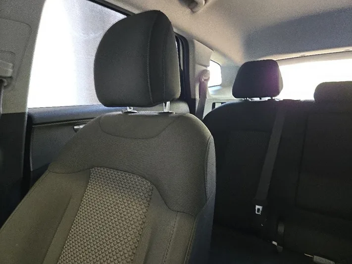 2023 Kia Sportage - view 25