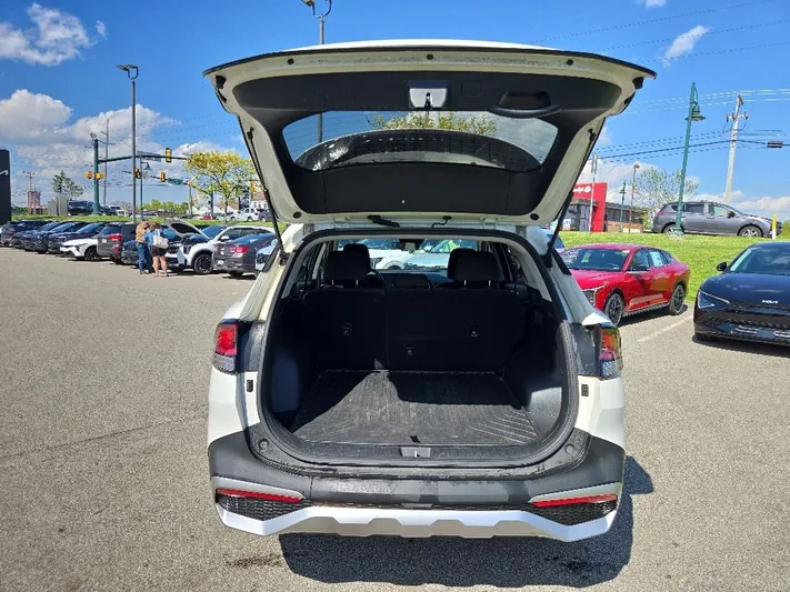 2023 Kia Sportage - view 31