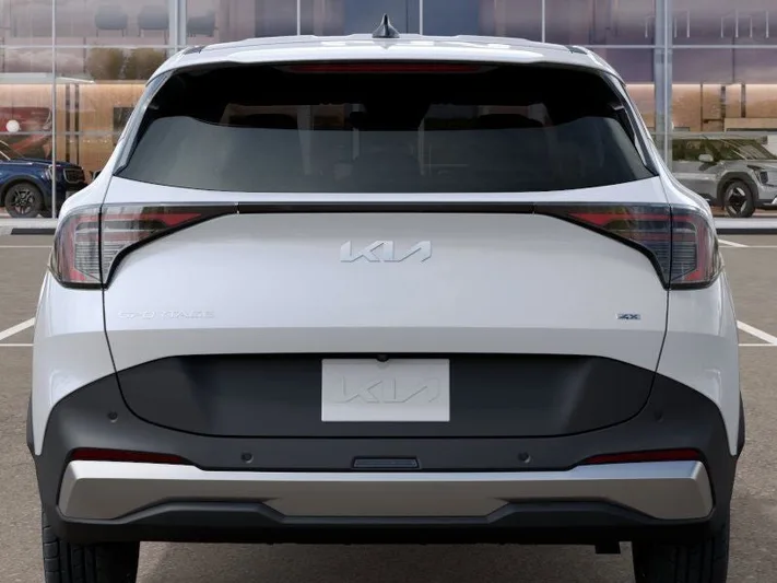 2026 Kia Sportage - view 13