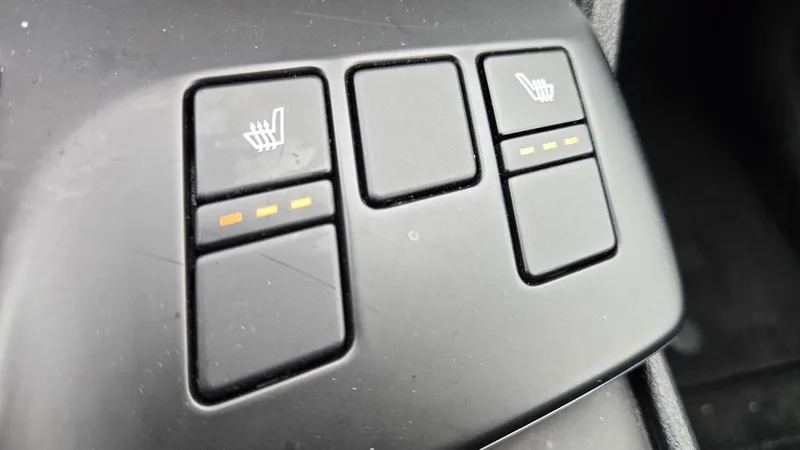 2024 Kia Sportage - view 19