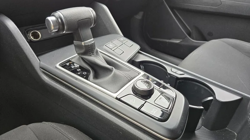 2024 Kia Sportage - view 20