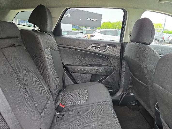 2024 Kia Sportage - view 36