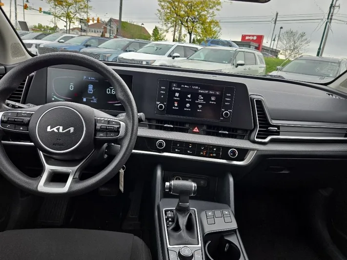 2024 Kia Sportage - view 38
