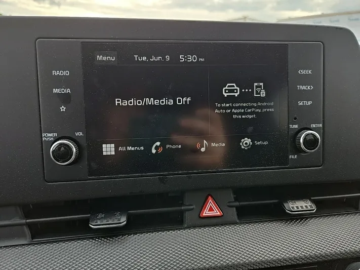 2025 Kia Sportage - view 19