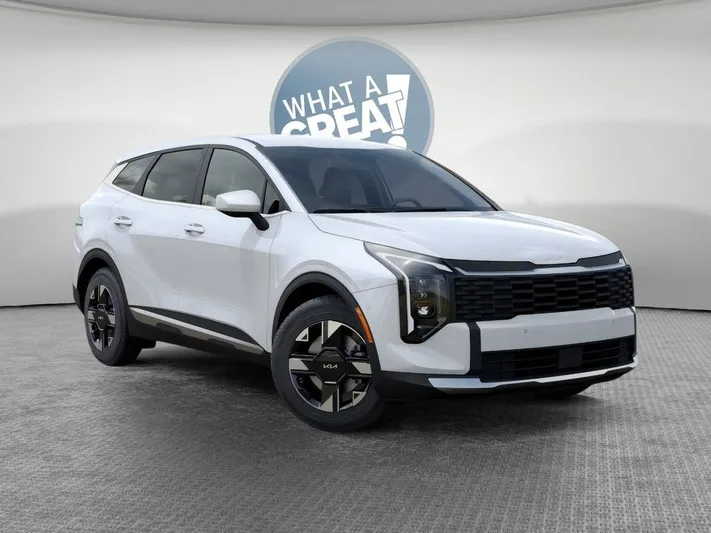 2026 Kia Sportage - view 8