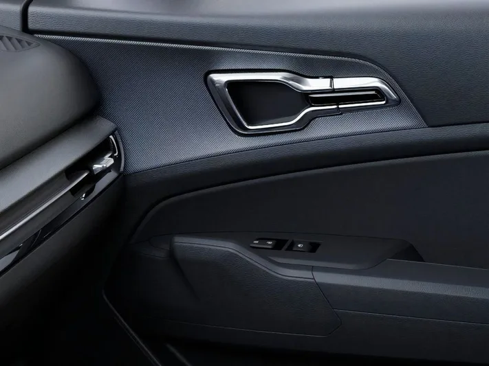 2026 Kia Sportage - view 25