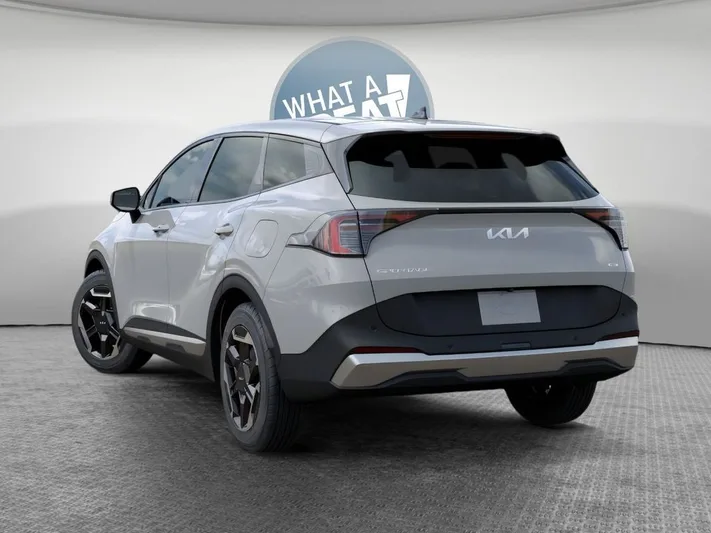 2026 Kia Sportage - view 4