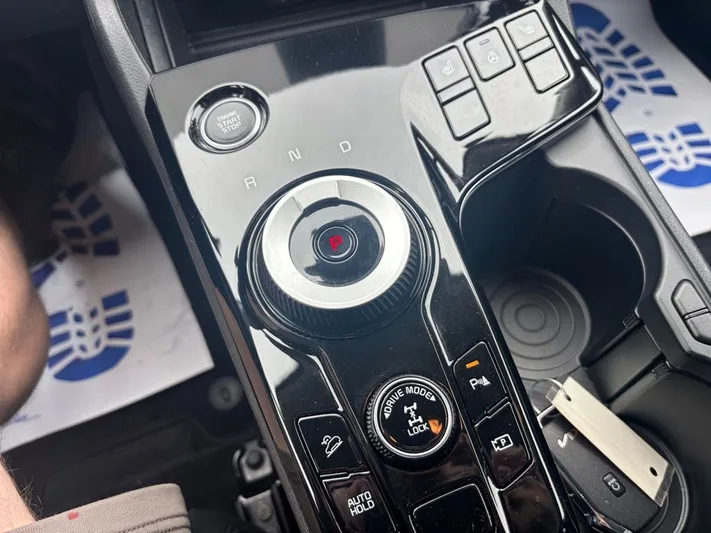 2023 Kia Sportage - view 21