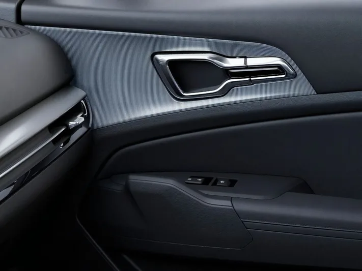 2026 Kia Sportage - view 25