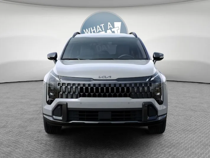 2026 Kia Sportage - view 2