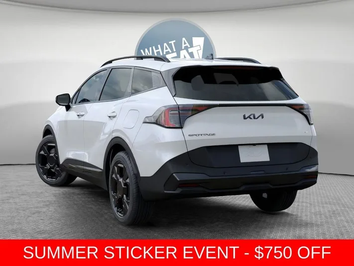 2026 Kia Sportage - view 4